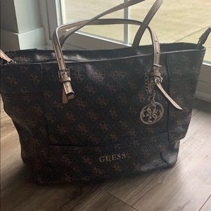 Women’s guess purse